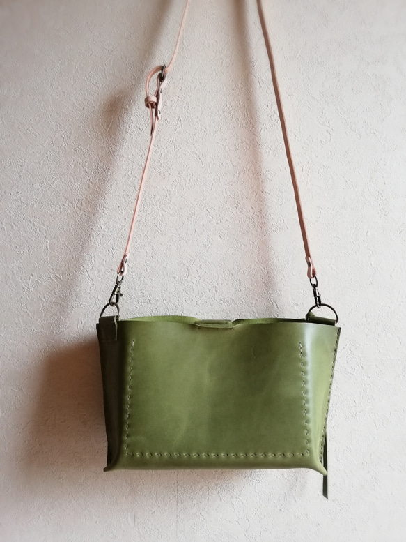 mini shoulder bag　ピスタチオグリーン　オイルワックスレザー 7枚目の画像