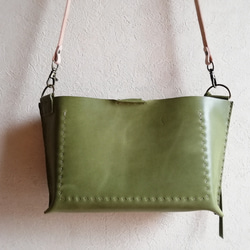 mini shoulder bag　ピスタチオグリーン　オイルワックスレザー 8枚目の画像