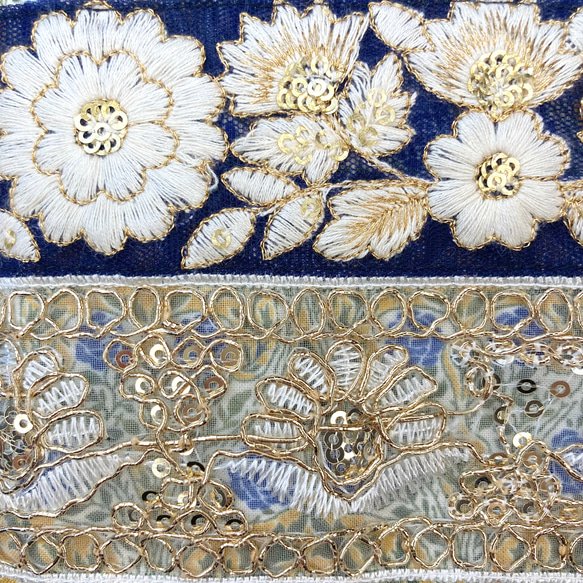 ✧ 祝福シリーズ ✧ ポーチ インド刺繍 小物入れ 花柄 バラ 6枚目の画像