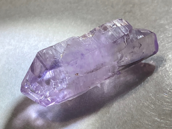 タビュラー水晶✨虹入り　ベラクルス アメジスト　原石　ダブルポイント 5枚目の画像