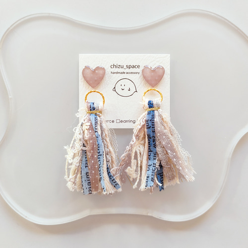 【1225】ハートとタッセルのピアスイヤリング 2way*ハートとグレーのタッセルのピアス/イヤリング ピアス