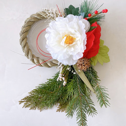 紅白 芍薬 牡丹 しめ縄 しめ飾り リース お正月飾り 4枚目の画像