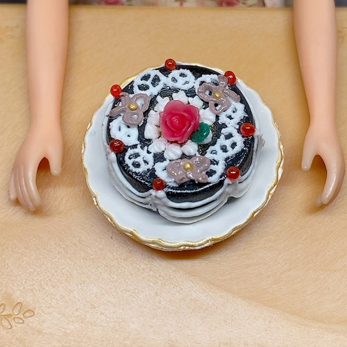 レース模様のブラックケーキ ミニチュアケーキ その他雑貨 haru-2gatu 
