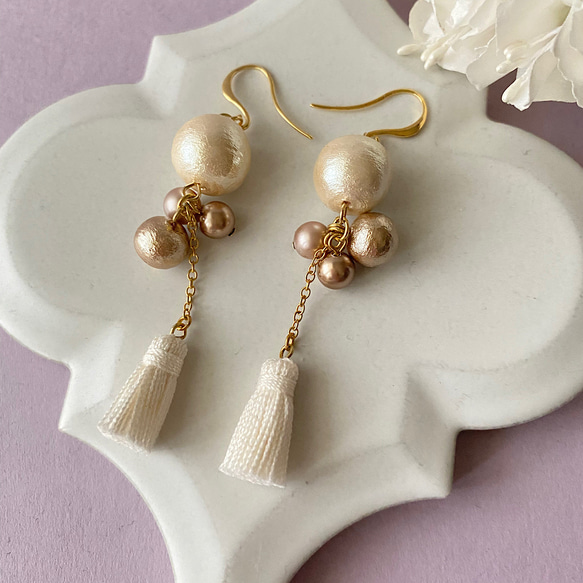 コットンパールのタッセルピアス／イヤリング ピアス（フック 