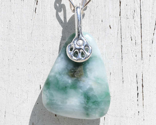 糸魚川翡翠　翡翠　姫川　アップルグリーン　緑　ネックレス　sv925　送料無料 糸魚川翡翠・ネックレス-3 ネックレス・ペンダント m.u.m 通販