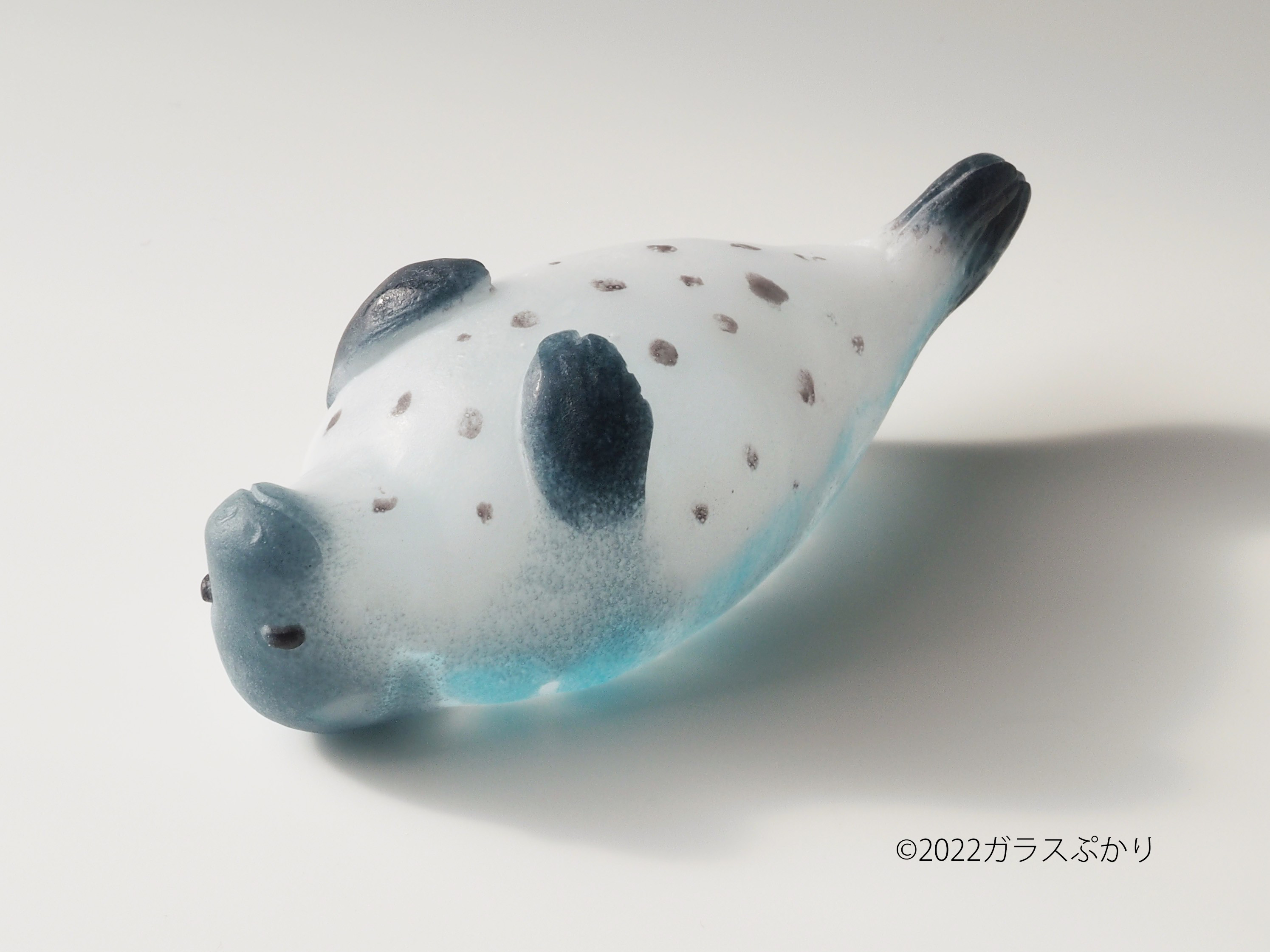 アクリルガラス　オブジェ　置物　ブラジル製 K9クリスタル 置物 平安樹 林檎 蝶々 クリスタルガラス 風水