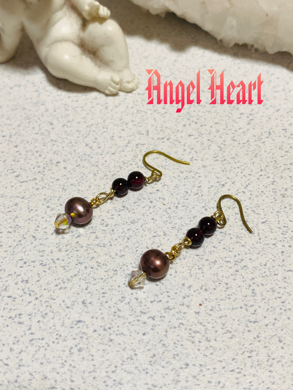 ～Angel　Heart～　天然石　ガーネット　紫パールビーズのピアス　ゴールド 2枚目の画像