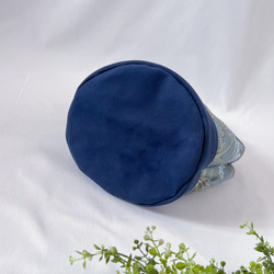 国産帆布のポケットいっぱい丸底バケツ型トート アネモネ×濃紺 3枚目の画像