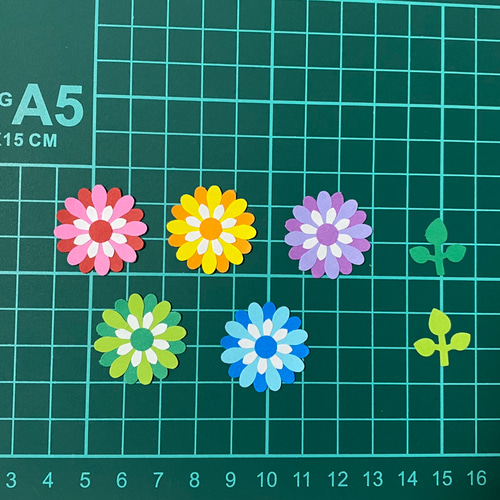 ①クラフトパンチ 花 フラワー 春 イベント 壁面飾り アルバム その他