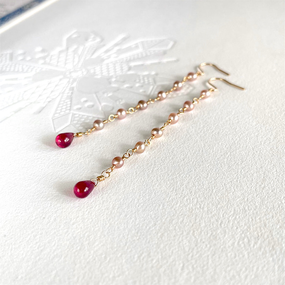 未加熱深紅色紅寶石和淡粉色珍珠搖曳耳環（k14gf）可換耳環 第3張的照片