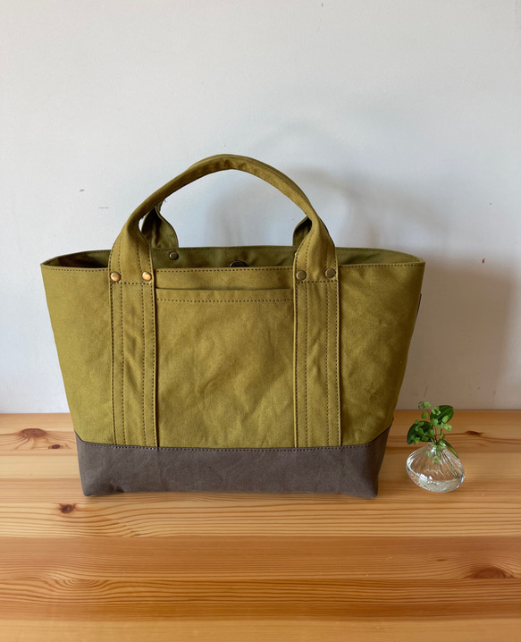 浜松産帆布【見っけバッグ】［横長トート　Lサイズ　抹茶×モカ］ 1枚目の画像
