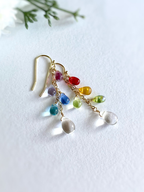 我們將用您選擇的 5 顆珠子製作♪彩虹色肥皂泡水滴耳環 / 耳環 Oshi color Oshikatsu 第1張的照片