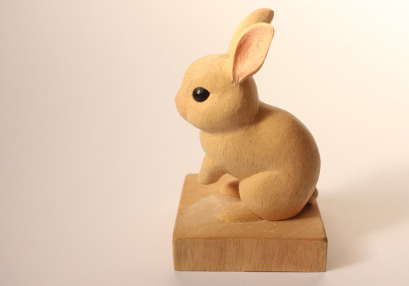 かわいいミニウサギ/木彫り 3枚目の画像
