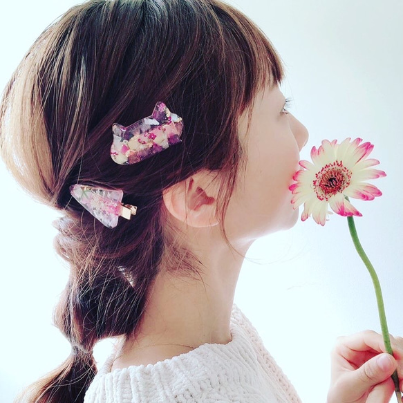 新作♡猫×花♡ドライフラワー押し花入りレジンのねこ型ヘアクリップor回転ピンブローチ♡猫ネコアクセサリー猫の日 12枚目の画像