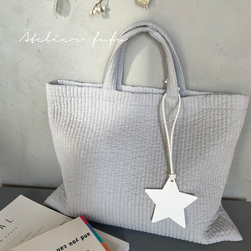 ヌビ　刺繍かすみ草/グレー　レッスンバック.上履き入れ.体操着袋　ヌビバック ヌビキルト＊レッスンバッグ&上履き入れ/手提げバッグ/お稽古