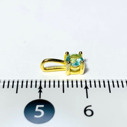 【天然石ペンダントトップ】ブルーグリーンアパタイト 4mm　18KGP製　ネックレス　ハンドメイド素材 4枚目の画像