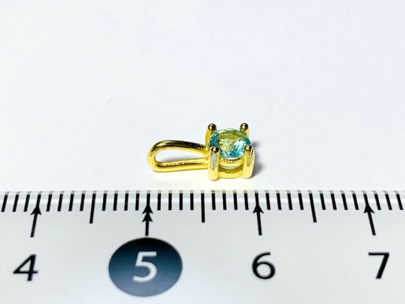 【天然石ペンダントトップ】ブルーグリーンアパタイト 4mm　18KGP製　ネックレス　ハンドメイド素材 4枚目の画像