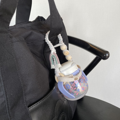 バッグ ベビーカーに取り付け可能 サステナブルなマグホルダー 