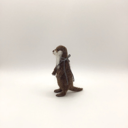 羊毛フェルト　カワウソお母さん　大きい 受注製作】カワウソ 羊毛フェルト higuma 通販 15157594｜Creema