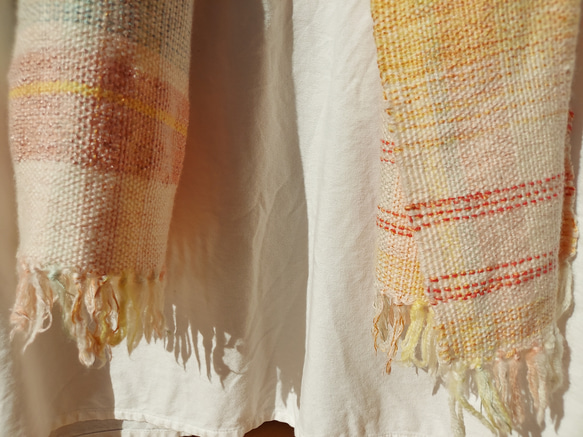 手織り　ウールとシルクのやさしいマフラー　作品2238 9枚目の画像