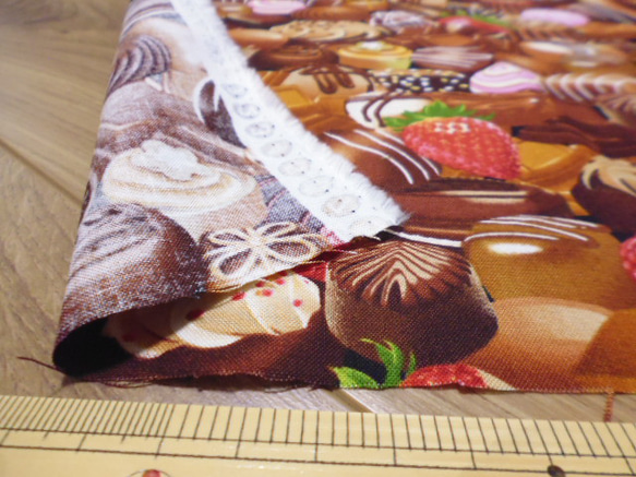 リアルなチョコレート柄(シーチング生地)(30cm×30cm) 4枚目の画像