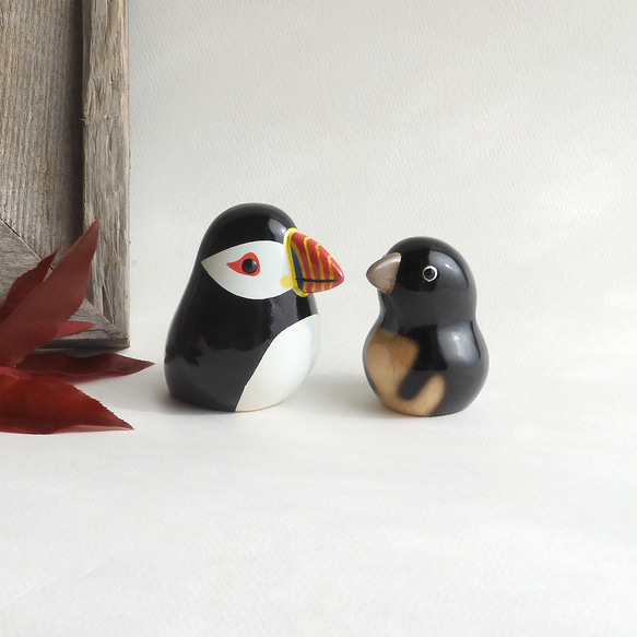 パフィンの親子 （ 木 置物 Puffin family / wood / bird / figurine ） 1枚目の画像