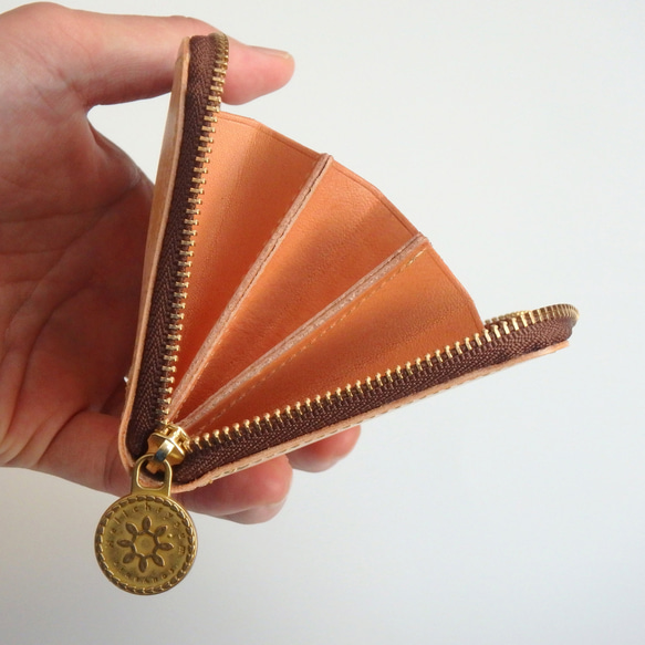 【Creema限定 新春福袋セット】ラウンドコンパクト財布 + お守り袋（ダルマ） 7枚目の画像