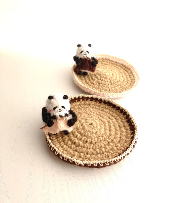 【受注制作】編み編みパンダさんのコースター(2枚セット) 5枚目の画像
