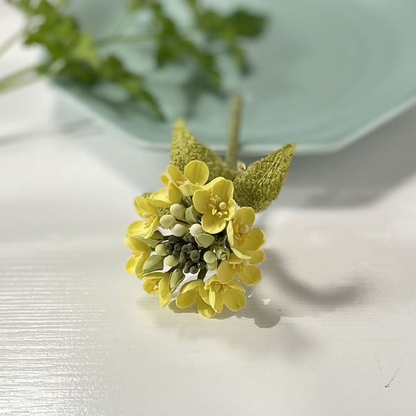 布花元気がでる黄色いビタミンカラーの菜の花のコサージュ 7枚目の画像