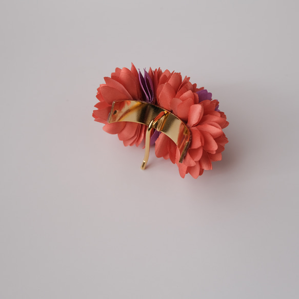 PF/染花のヘアカフス ポニーフック ファイヤーオレンジ/ピアニーパープル 布花 -飾る花- 6枚目の画像