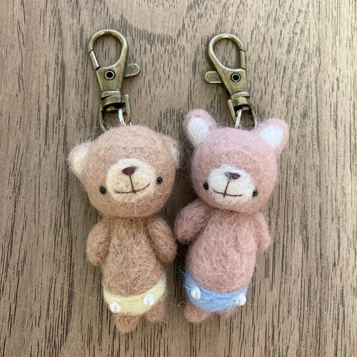 Aページ 白くまと茶ぐまキーホルダー ハンドメイド 羊毛フェルト shiawase-deli_hm441-605set