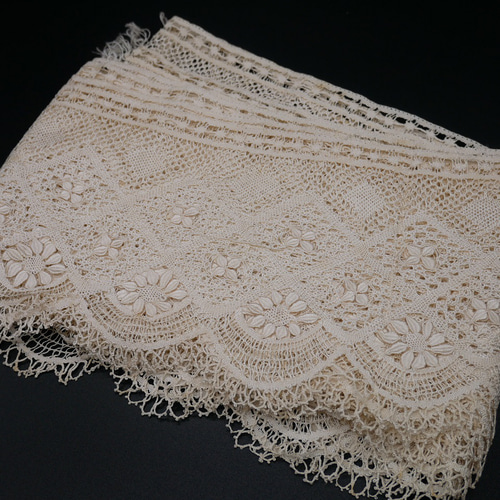 フランスアンティ―クハンドメイドボビンレース A（カット販売） レース