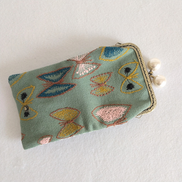 【再販】軽くてコンパクトな財布！ミナペルホネン sky flower がま口二つ折り財布 3枚目の画像