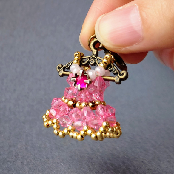 数量限定1点　春の妖精ドレス　ミニチュア ビーズドレスチャーム　桜ピンク　 7枚目の画像