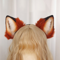 【受注生産】赤狐耳カチューシャ 手作りリアルな毛皮のような ヘアアクセサリー   シミュレーション動物の耳 1枚目の画像