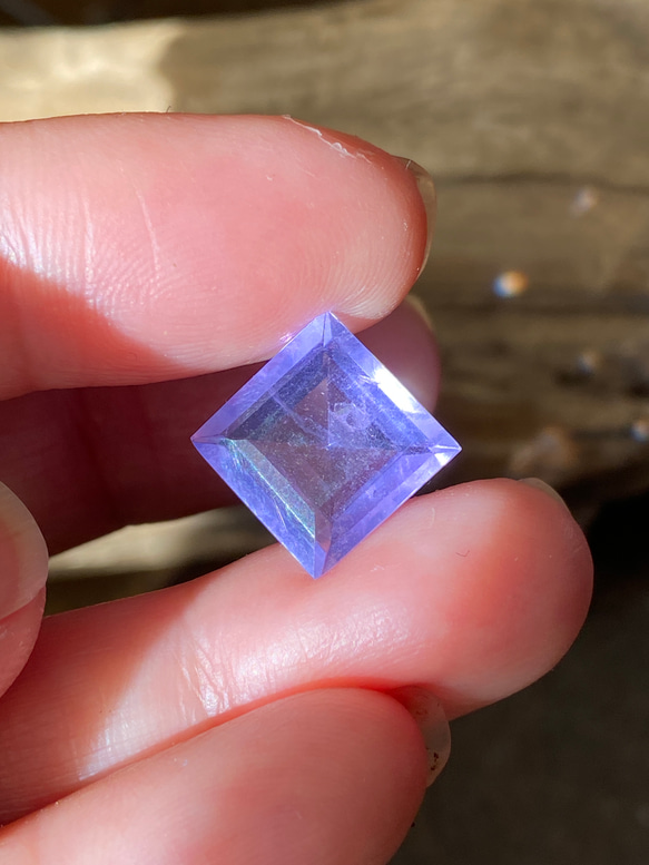 レア♢AAA イットリウム ラベンダーフローライト♢ 藤色が美しい フローライト ルース 09  天然石 9枚目の画像