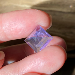 レア♢AAA イットリウム ラベンダーフローライト♢ 藤色が美しい フローライト ルース 09  天然石 11枚目の画像