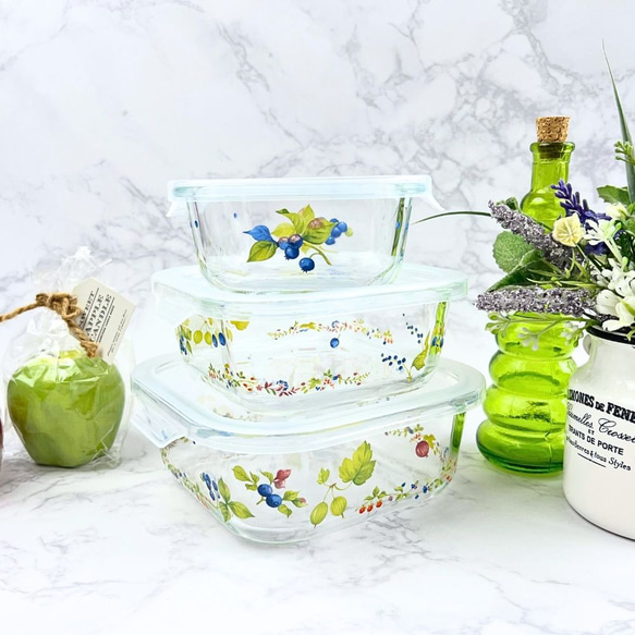 ベリー柄の保存容器大中小3点セット☆耐熱ガラス☆ 保存容器