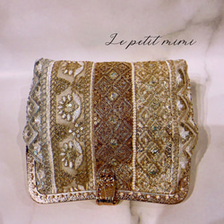 異国情緒漂う魅惑の高級インド刺繍レースパッチワーククラッチ❤︎フォーマルにも、、、選べる口金　ミニバッグ　フォーマル 4枚目の画像