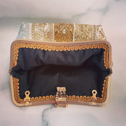 異国情緒漂う魅惑の高級インド刺繍レースパッチワーククラッチ❤︎フォーマルにも、、、選べる口金　ミニバッグ　フォーマル 5枚目の画像