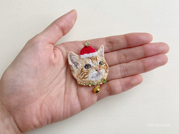 高貴なお猫様刺繍ブローチ39 8枚目の画像