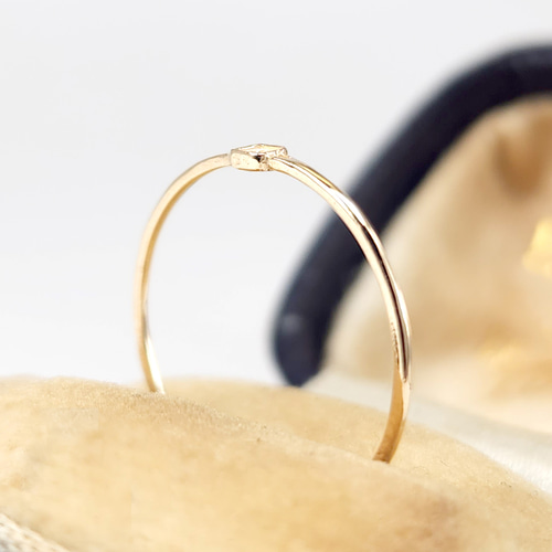 選べる刻印 小さなK18,K10ゴールドのイニシャルリング 指輪