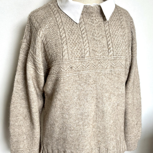 ニュージーランドポッサム＆メリノ中細4ply 100gかせ 単色ナチュラル