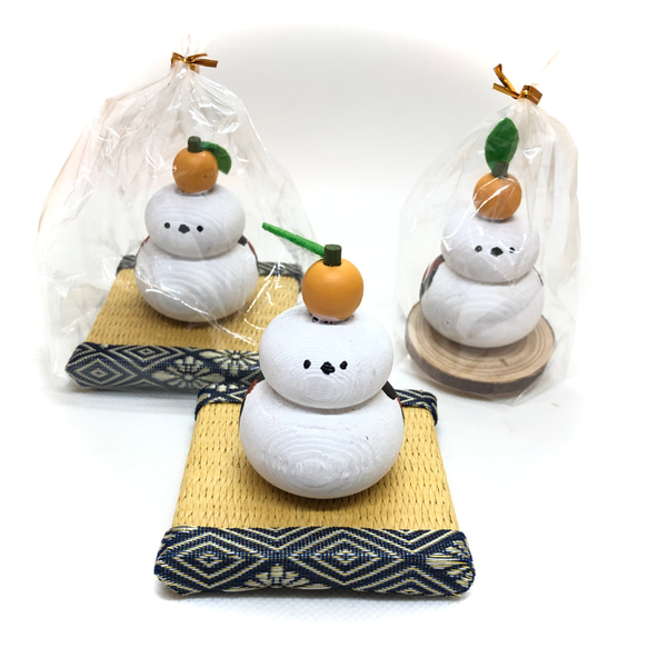 小さなウッドキューブシマエナガ