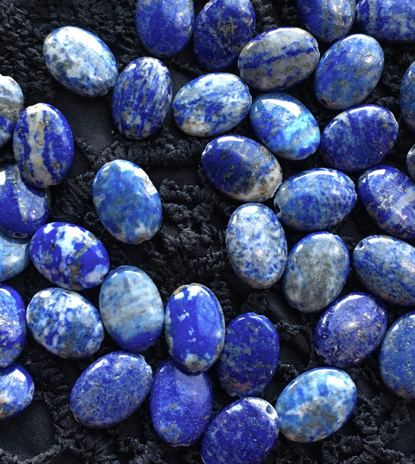 374 地球色の瑠璃（天然色ラピスラズリ）10×14㍉ まとめ買い3ペア 空