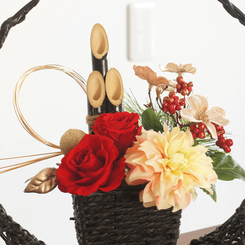 creema限定】華やかなお正月飾り 和風プリザーブドフラワーアレンジ