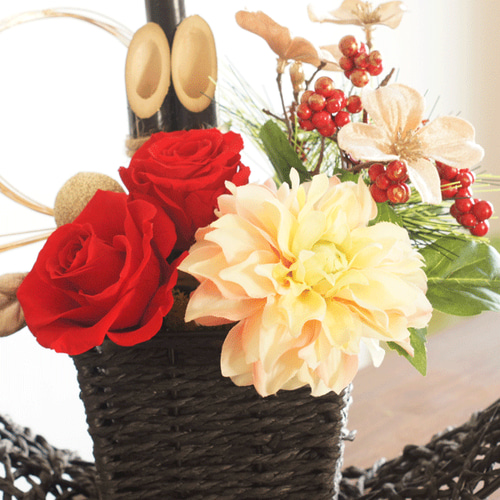 creema限定】華やかなお正月飾り 和風プリザーブドフラワーアレンジ