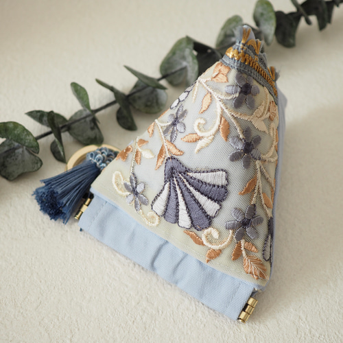 インド刺繍リボン　テトラポーチ インド刺繍リボン nobinion*handmade_tokyo | こんにちは