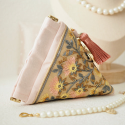 インド刺繍リボン　テトラポーチ インド刺繍リボン》テトラポーチ/アクセサリーポーチ(46) ポーチ