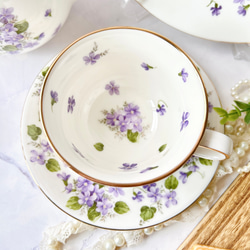 〜小さな花の物語〜スミレの咲く野原ティーカップ&ソーサー 3枚目の画像